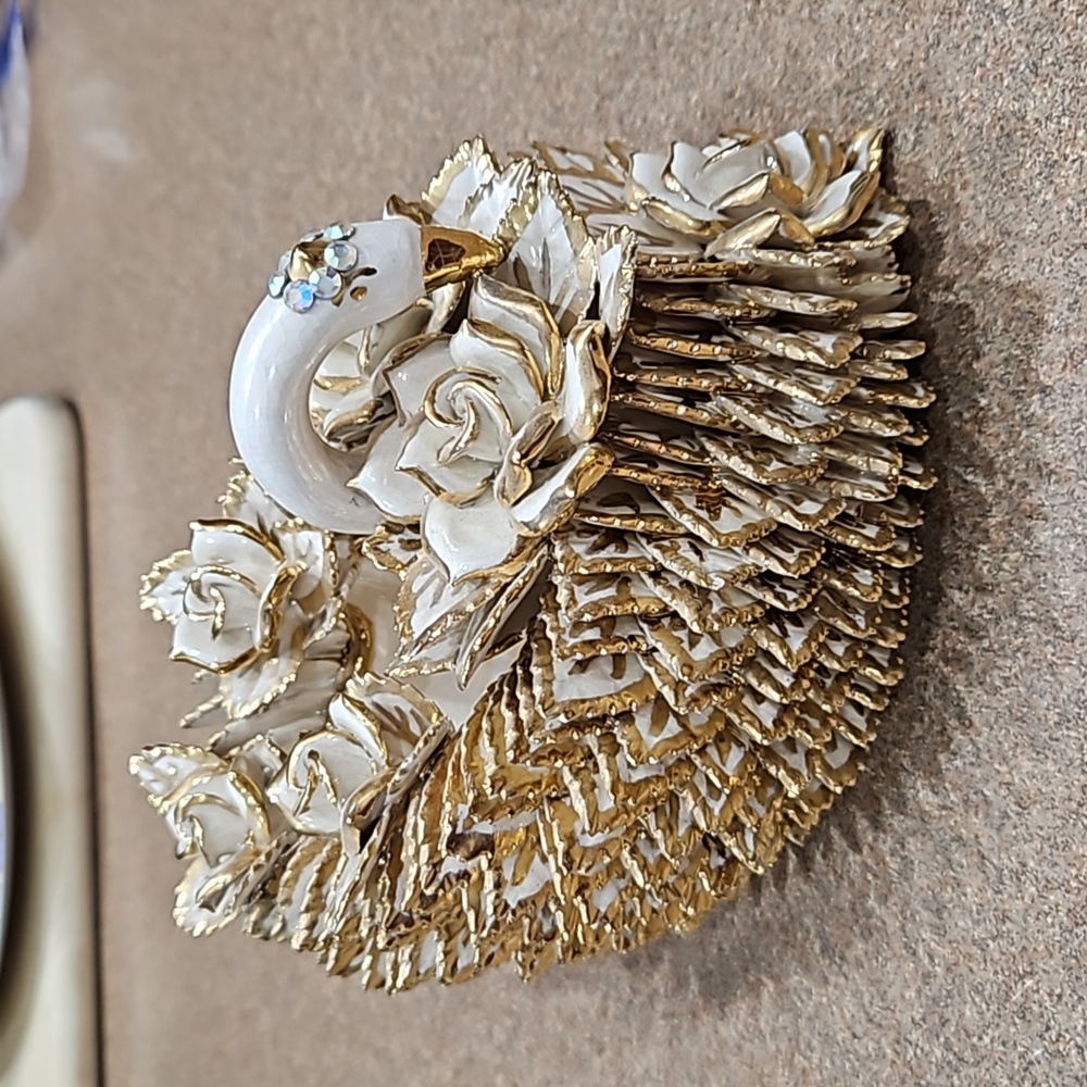 Vintage Decorative Fancy Swan!!!